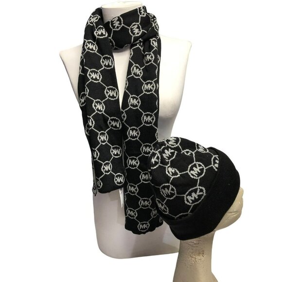 MICHAEL KORS SIGNATURE SETS OF SCARF‎ AND BEANIE HAT NEW IN BOX - Picture 1 of 10